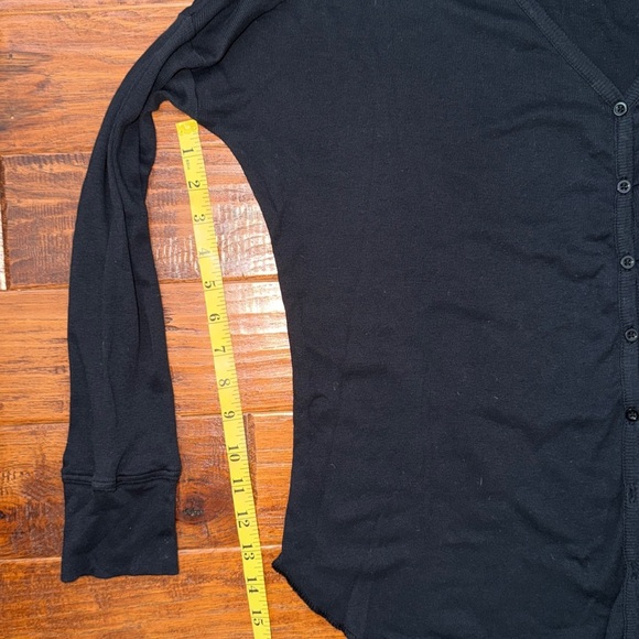 Able Clothing FashionABLE Julia Anywhere Button Up Top, Small - Picture 13 of 13